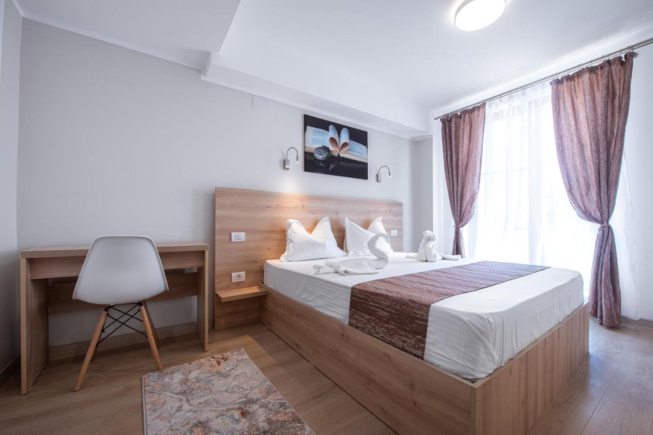 Hotel Polu-X Vama Veche Exteriér fotografie