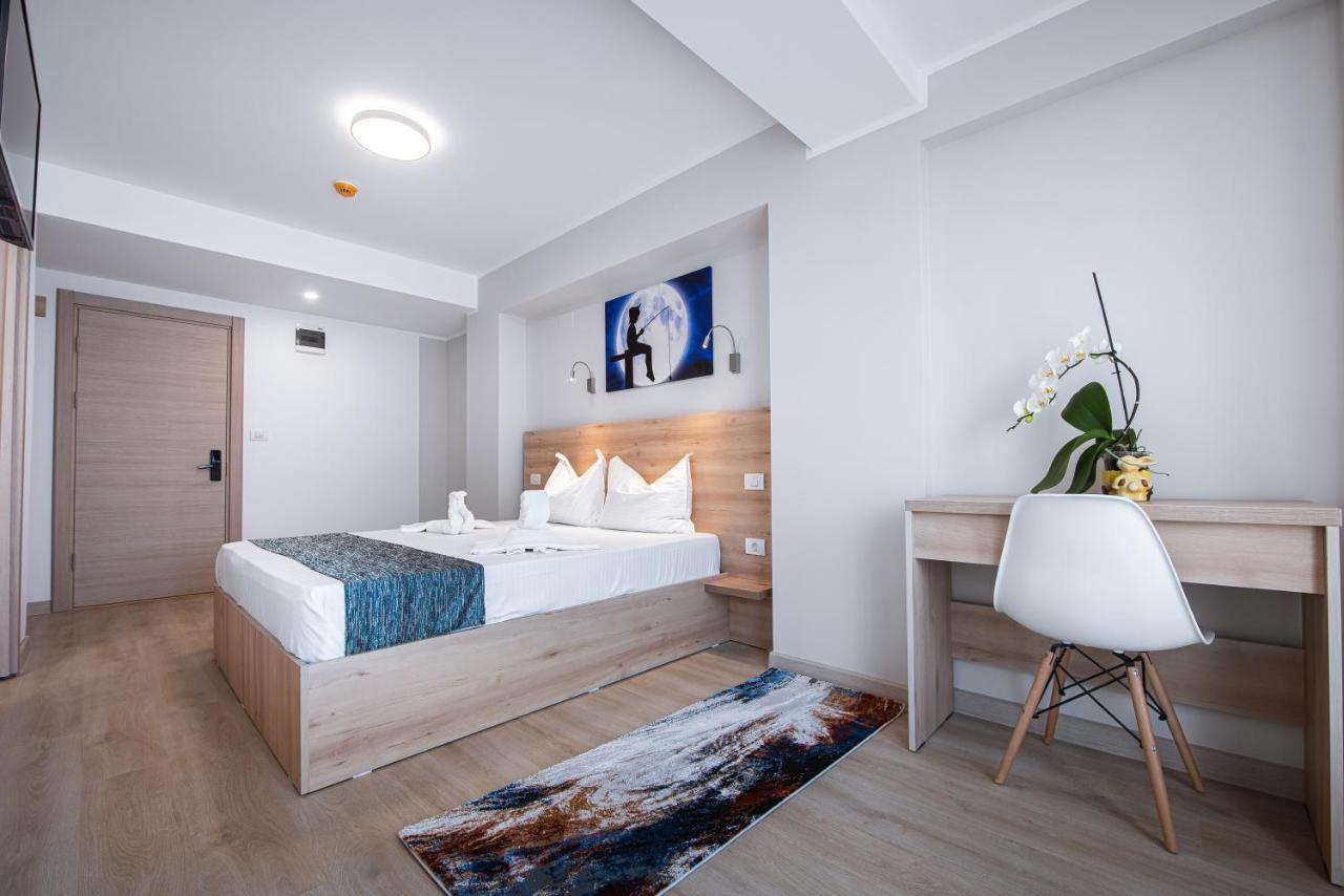 Hotel Polu-X Vama Veche Exteriér fotografie