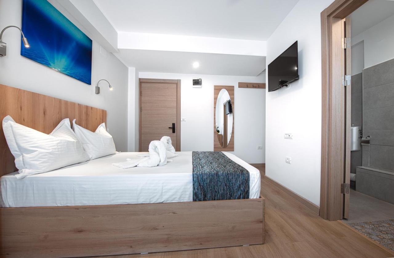 Hotel Polu-X Vama Veche Exteriér fotografie