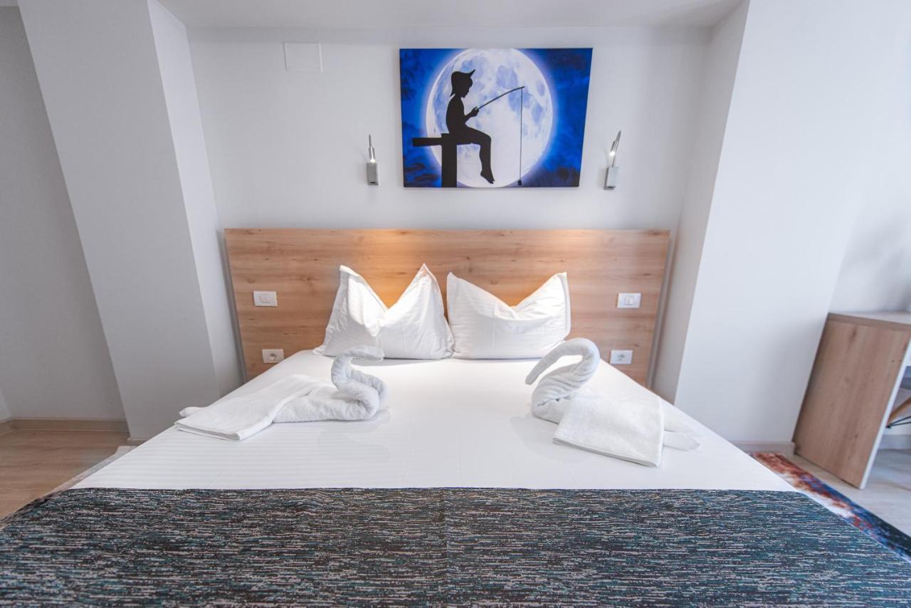 Hotel Polu-X Vama Veche Exteriér fotografie