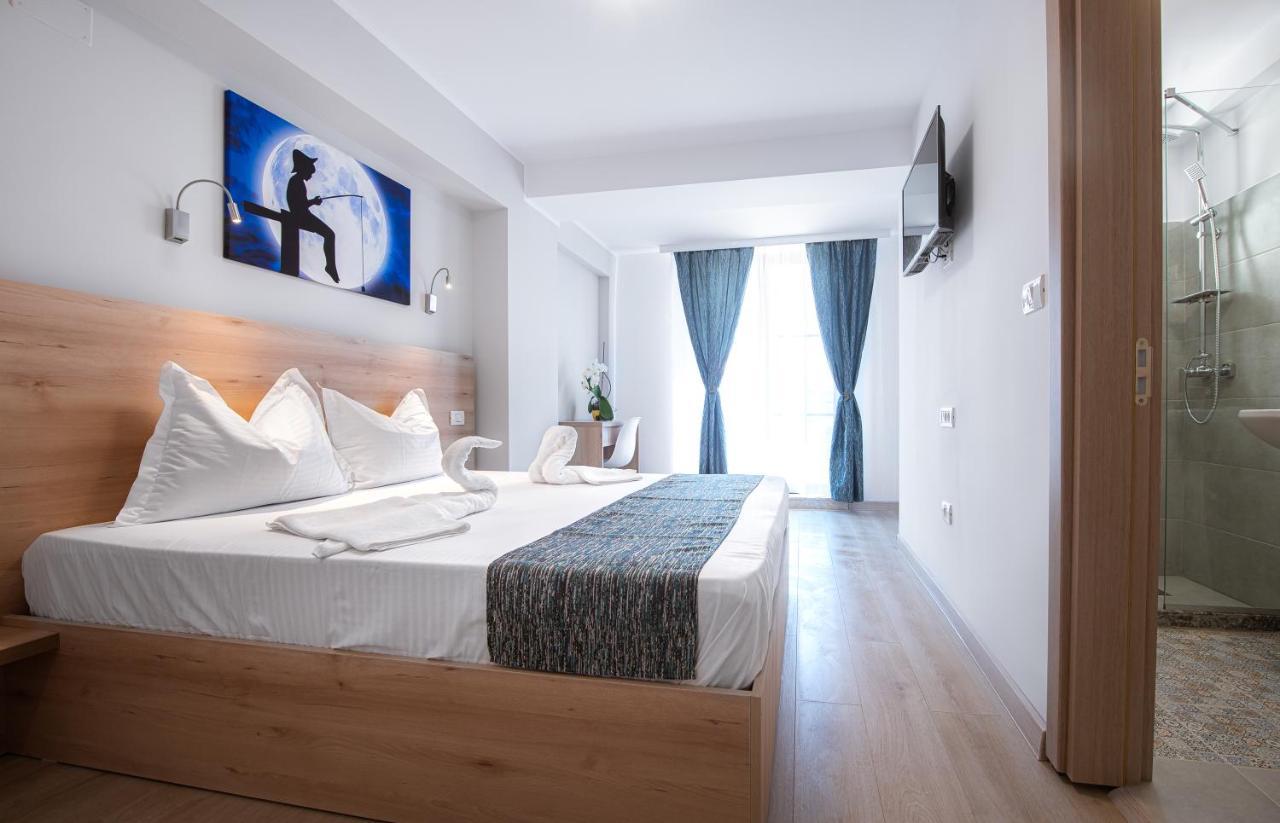 Hotel Polu-X Vama Veche Exteriér fotografie