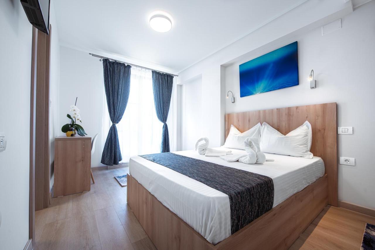 Hotel Polu-X Vama Veche Exteriér fotografie